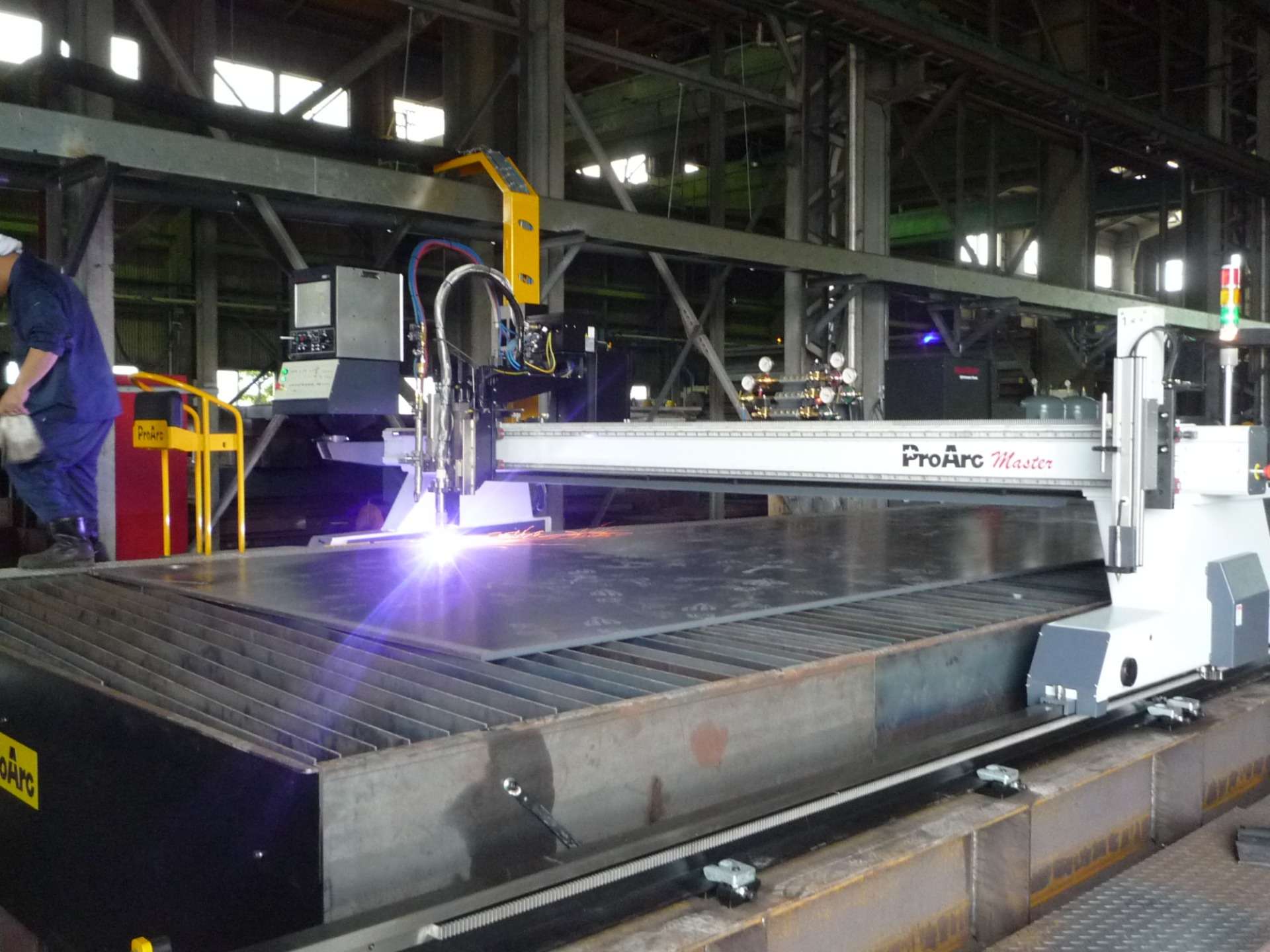 高機能ガス・プラズマCNC切断機『Master』